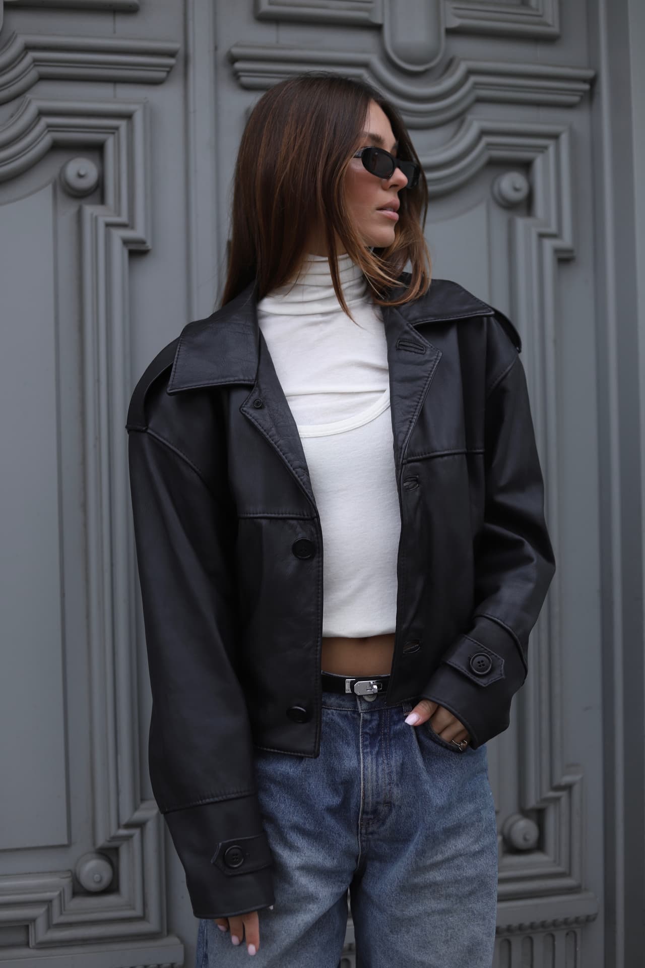 Czarna kurtka skórzana z pagonami S-L